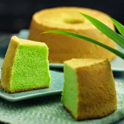 KUE BOLU PANDAN PANGGANG