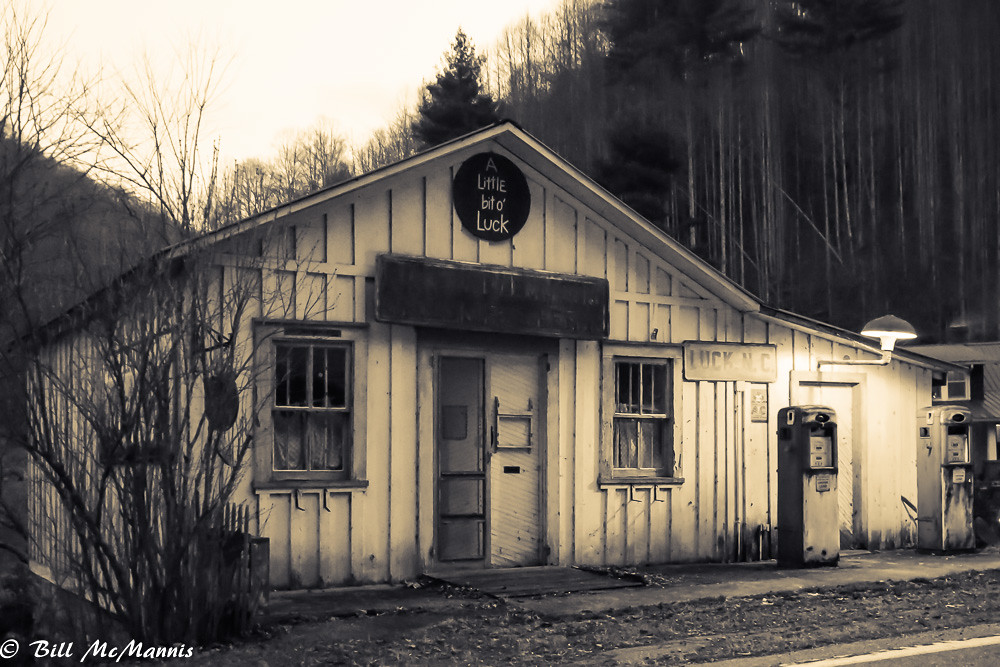 Luck Gas Station Halfway between Hot Srpings and Lake Juna… Flickr