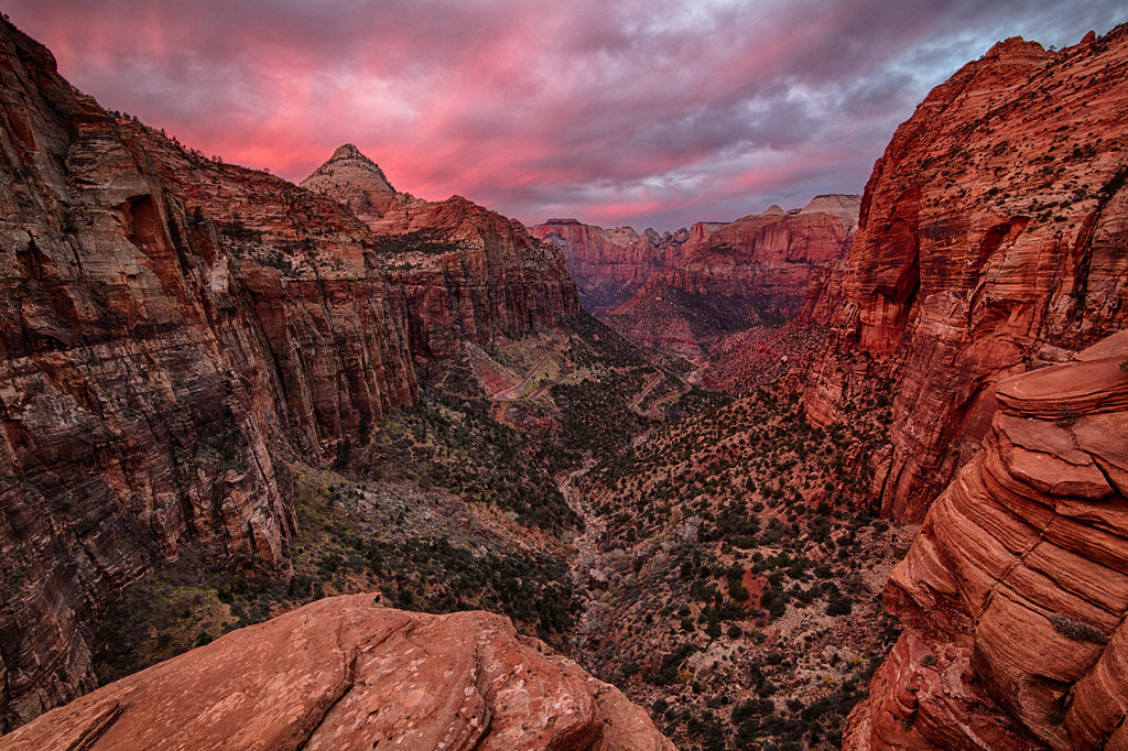Zion Canyon Overlook Merry Xmas and happy holidays! I got … Flickr
