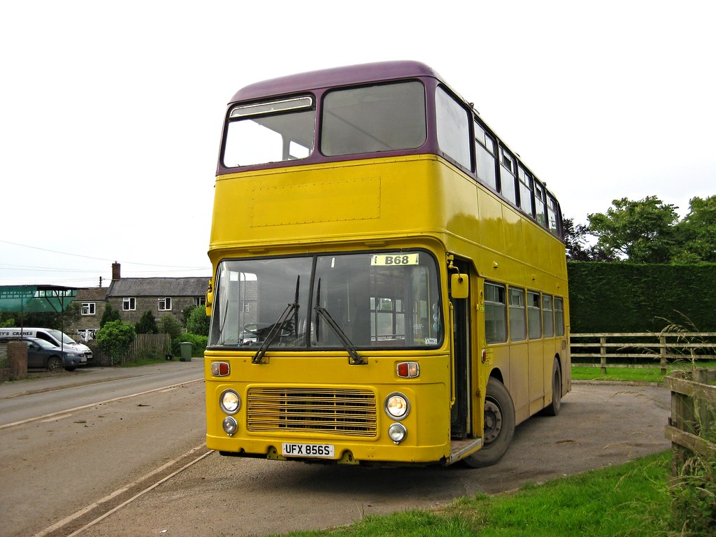 Chepstow Classic Buses UFX856S ExHants and Dorset Bristol… Flickr