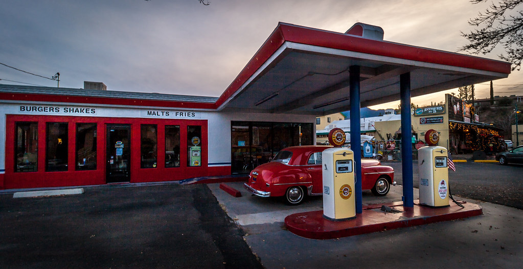 Cottonwood Gas Station David Curry Flickr