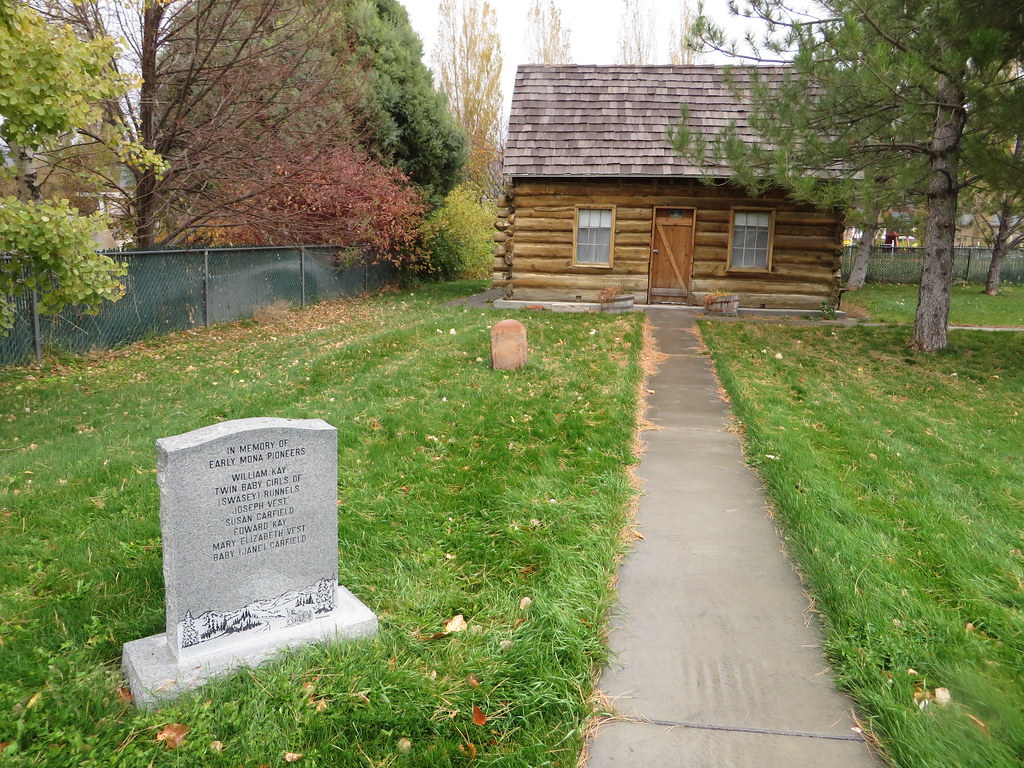 Old Pioneer Cemetery, Mona, Utah OLD PIONEER CEMETERY This… Flickr