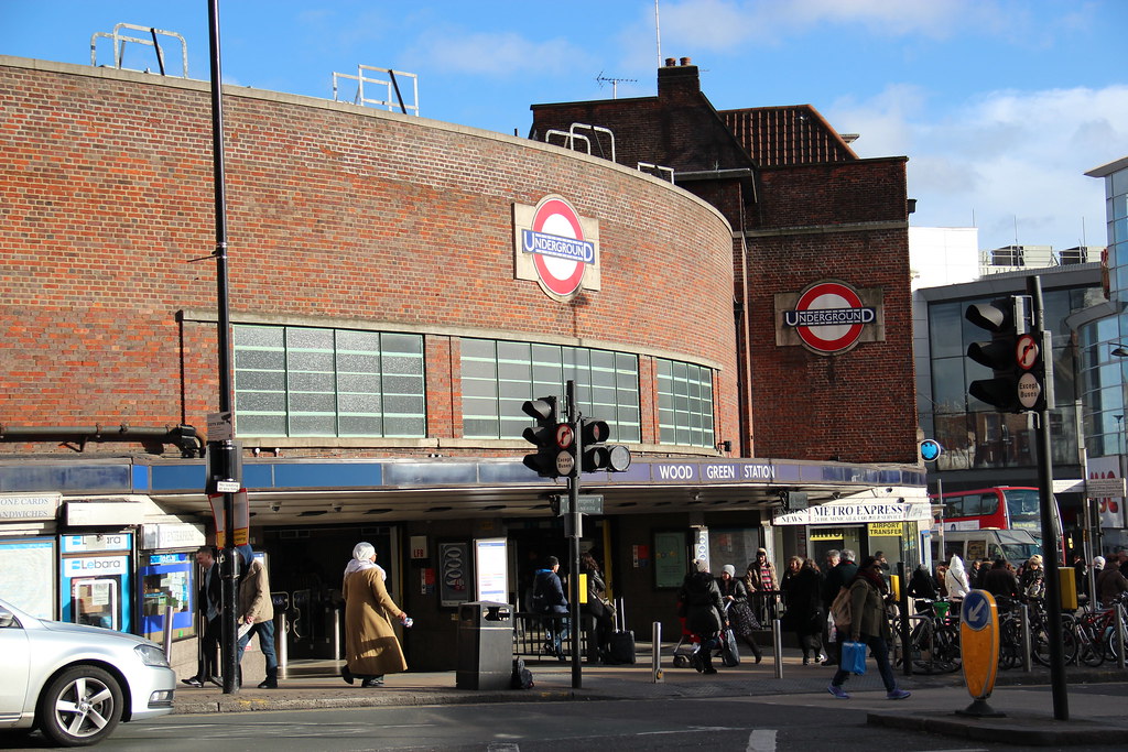 Wood Green Station (2) Opened in 1932 by the Underground E… Flickr