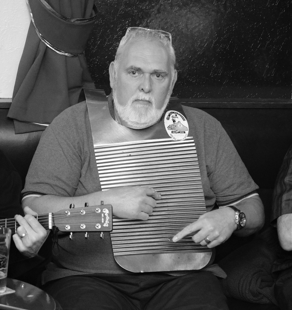 Washboard Player Paul Townley Flickr