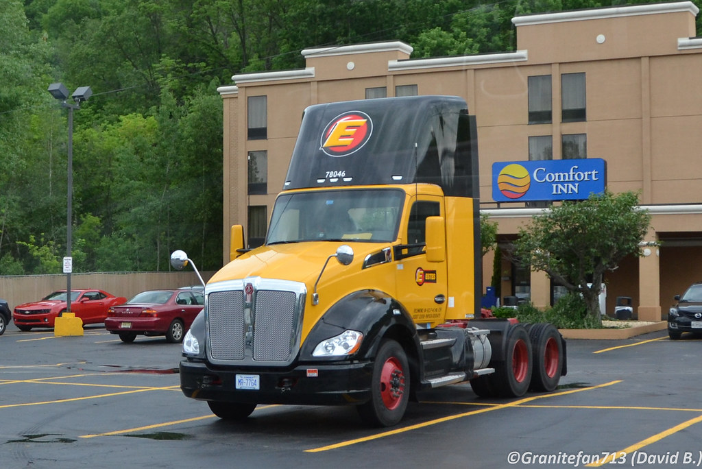 Estes Express Kenworth T680 Glider Trucks, Buses, & Trains by