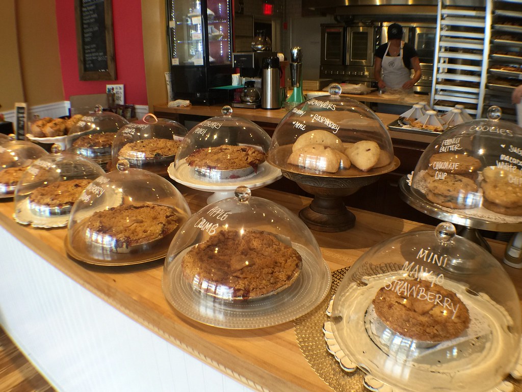 Maui Pie Shop Kihei Maui photo by Jen Russo Mauitime Flickr