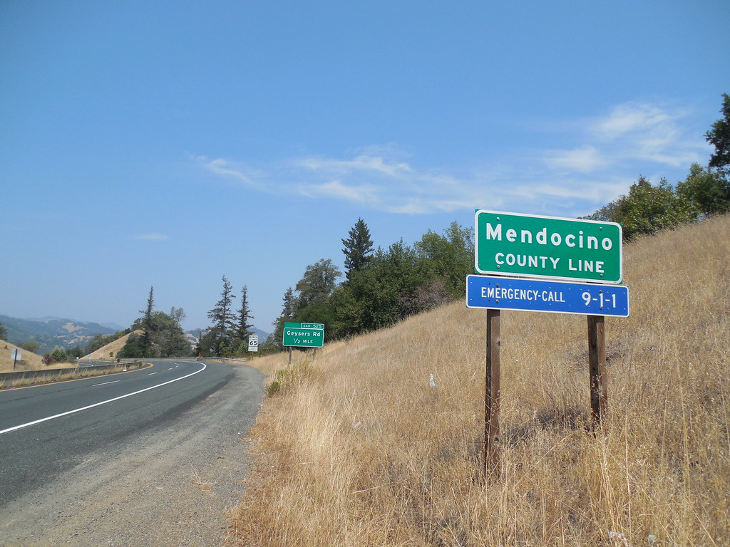 Mendocino County Line US Hwy 101 northbound near Cloverdal… Flickr
