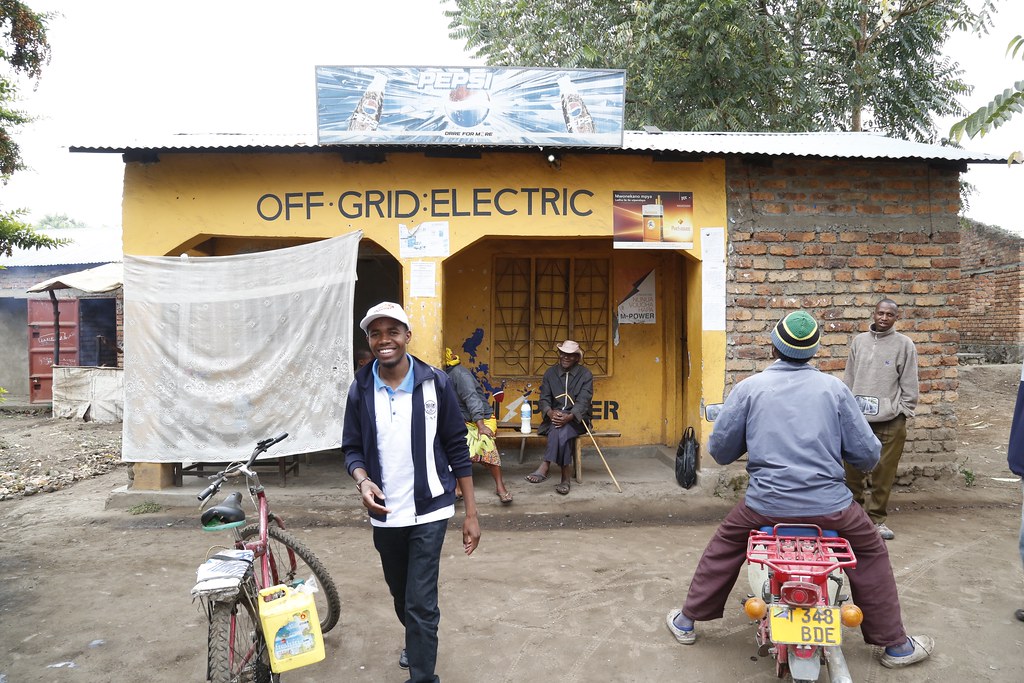 MPower Off Grid Electric vendor near Arusha, Tanzania _L0… Flickr