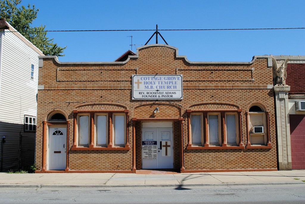 Former Pisarski and Son Funeral Home 11739 S. Michigan Ave… Flickr
