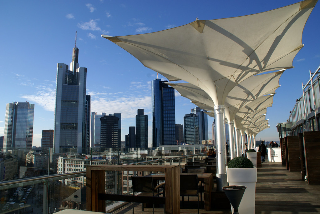 Frankfurt, Zeil, Aussicht von der GaleriaKaufhofTerrasse… Flickr