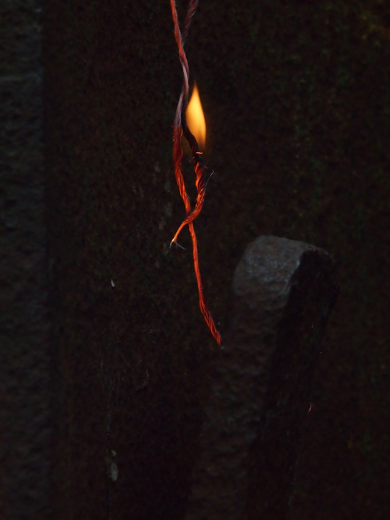 Burning string OLYMPUS DIGITAL CAMERA emanuel_hochoertler Flickr