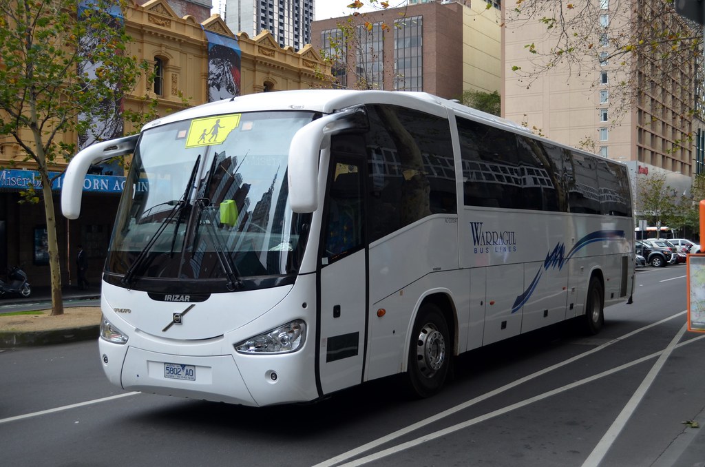 Warragul Bus Lines Volvo B7R Irizar Century 3500 5802 AO nighteye