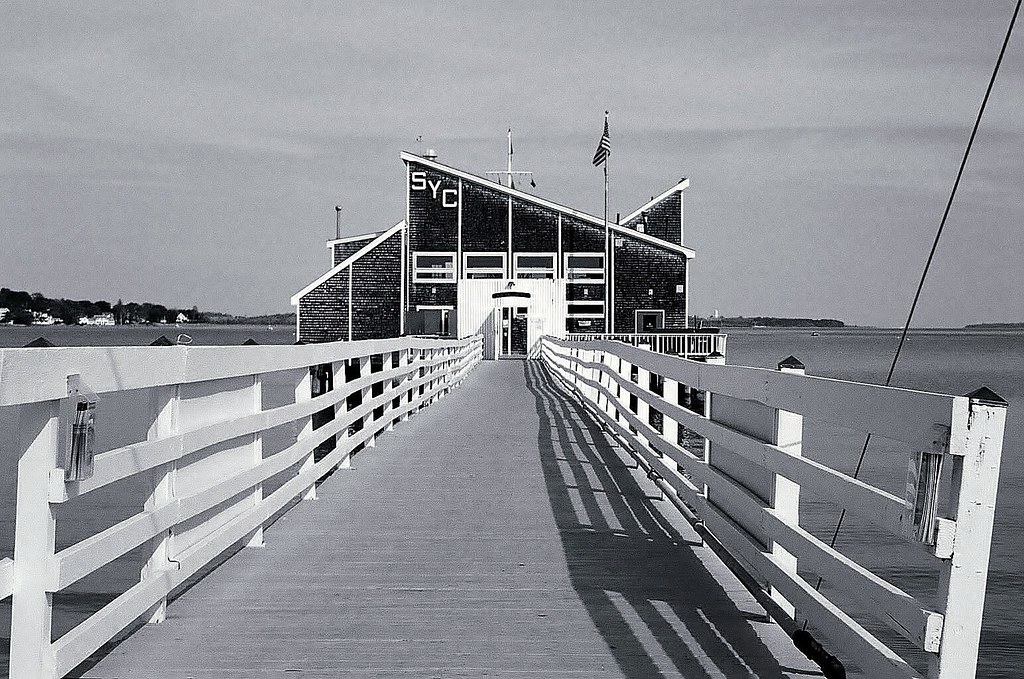 SYC The Squantum Yacht Club on Wollaston Beach in Quincy, … Flickr