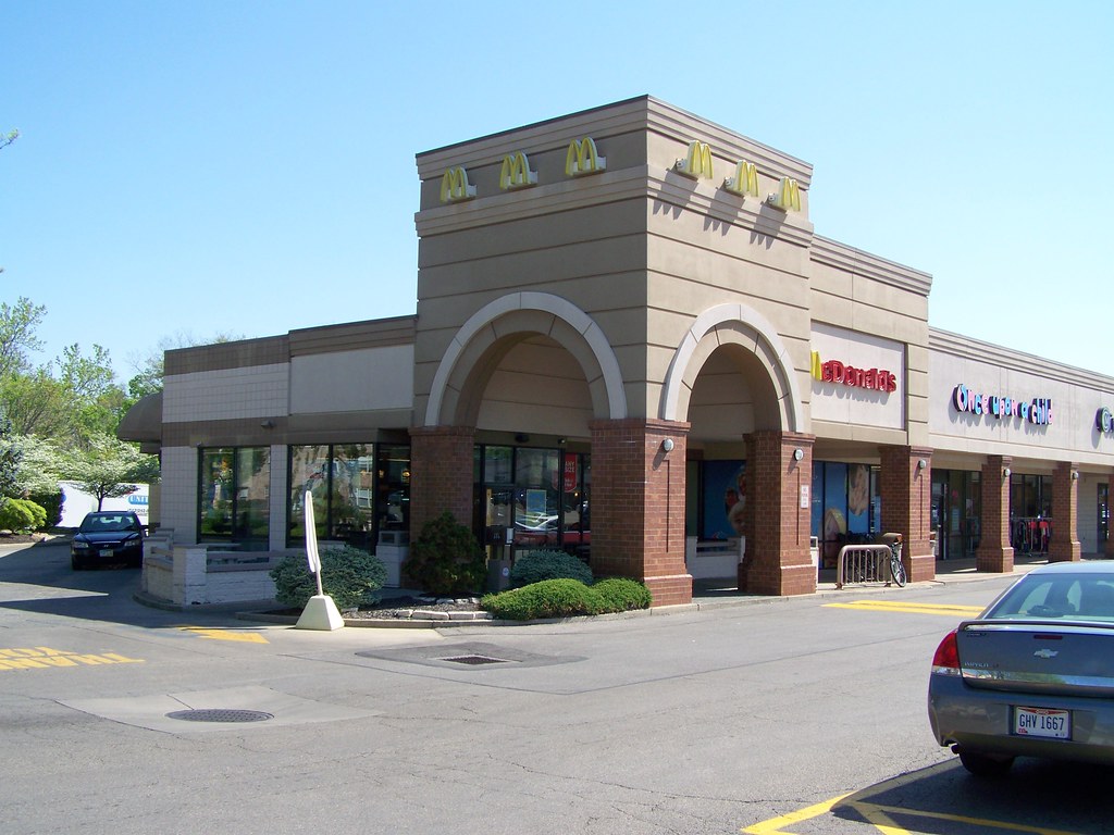 100_9315 3880 Paxton Avenue,Cincinnati,Ohio ncokecan Flickr