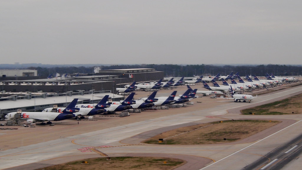 FedEx Hub at KMEM Paul Novarese Flickr