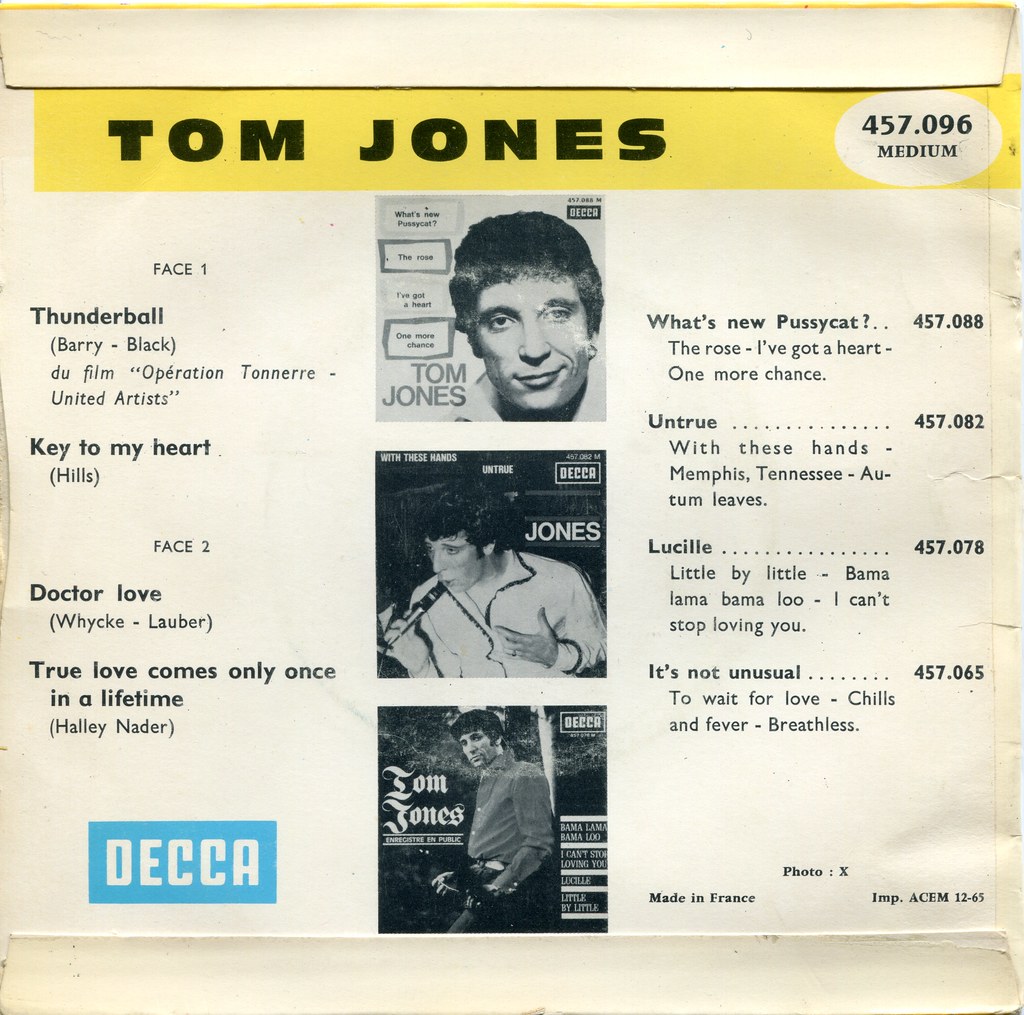 TH87R002 Tom Jones Chante Thunderbal dans le film Operat… Flickr