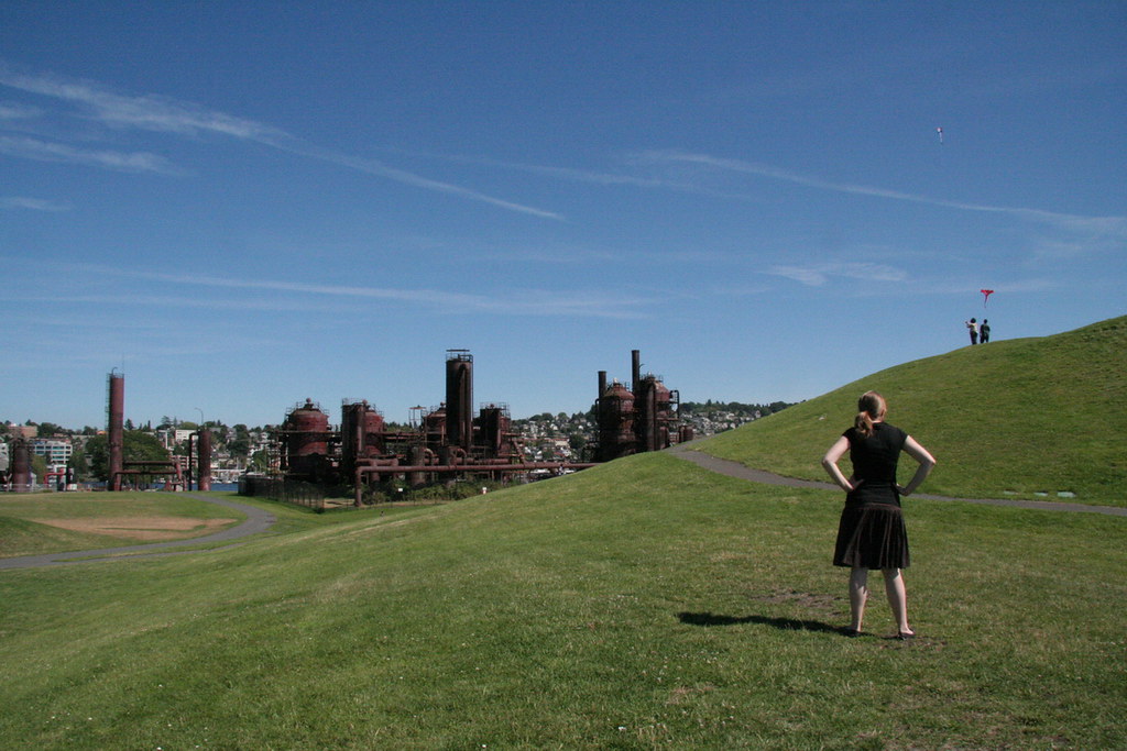 Seattle, 2006 Young woman at Gas works park Jacques Lebleu Flickr
