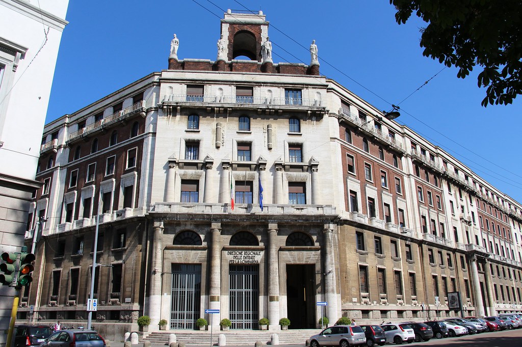 Milano Direzione generale delle entrate per la Lombardia… Flickr