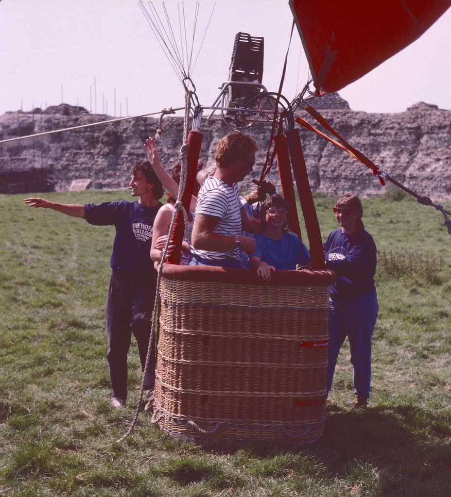 S hot air balloon Gordon as ballast David Vale Flickr