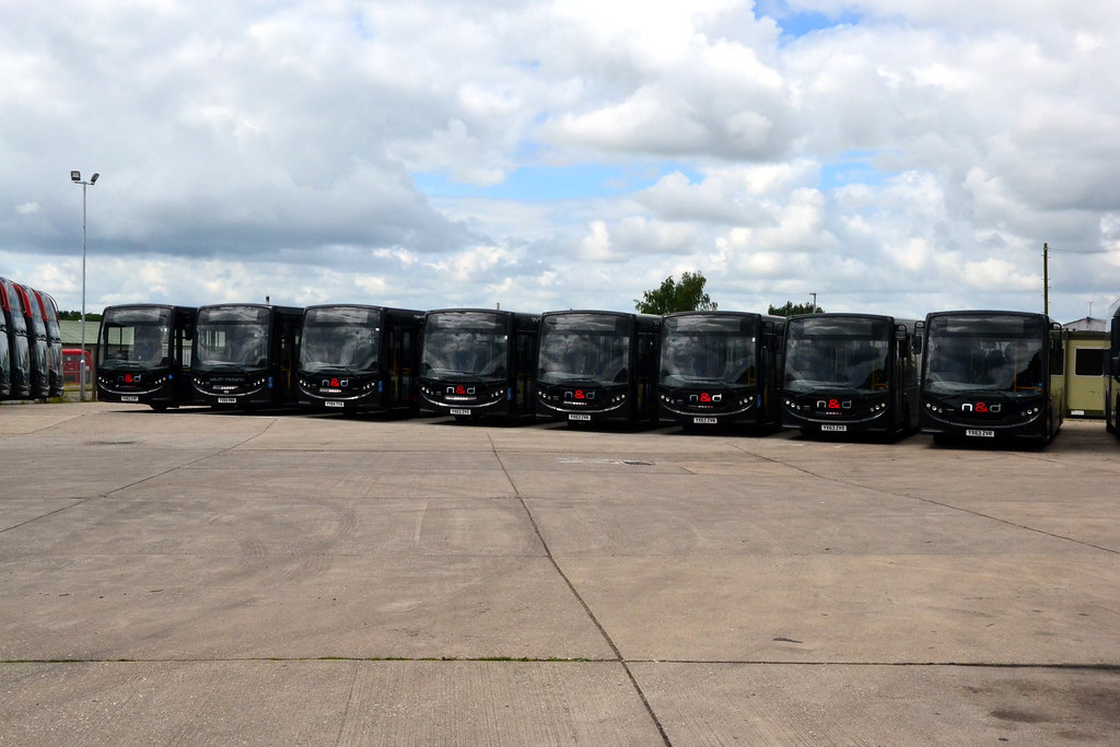 Weavaway Garage New Greenham Common Newbury 3.47.16 a photo on Flickriver