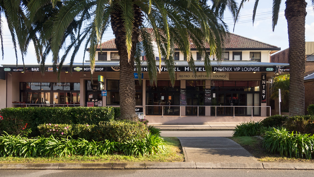 Spinning Wheel Hotel, Raymond Terrace The Spinning Wheel H… Flickr