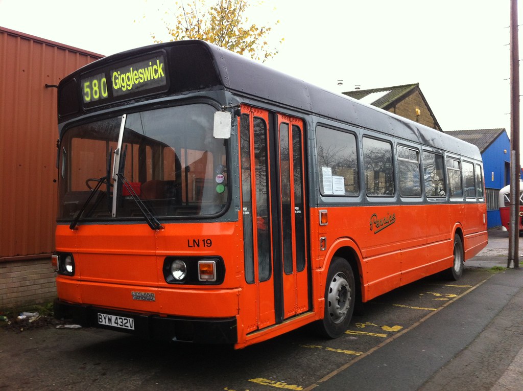 LN19 BYW432V (Havelock Street, Ravensthorpe) Dewsbury Bus … Flickr