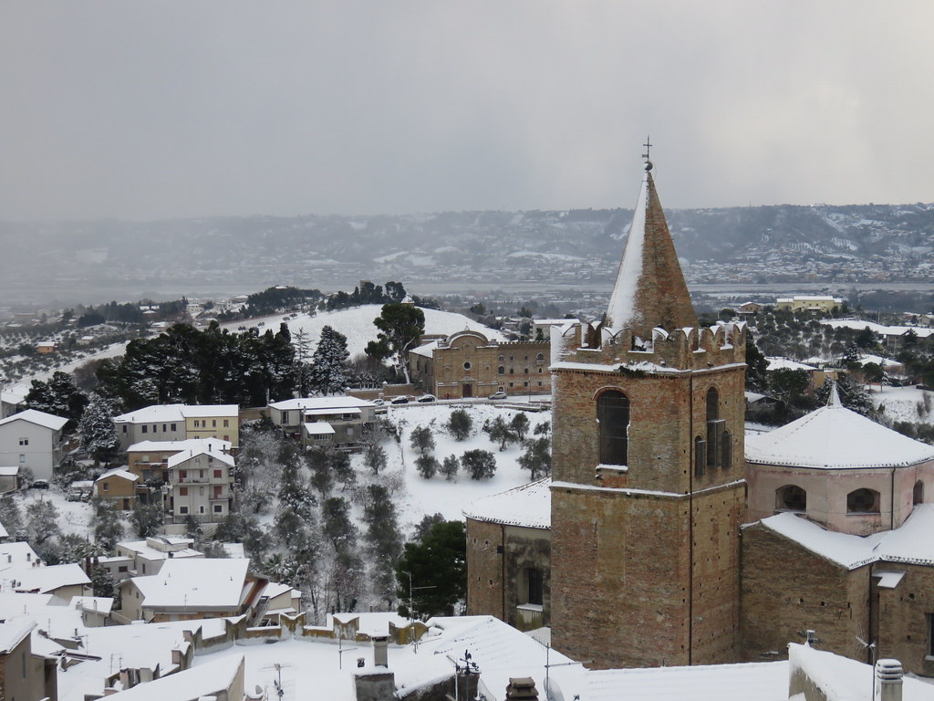 Spoltore (Pe) Spoltore in provincia di Pescarasi vede … Flickr