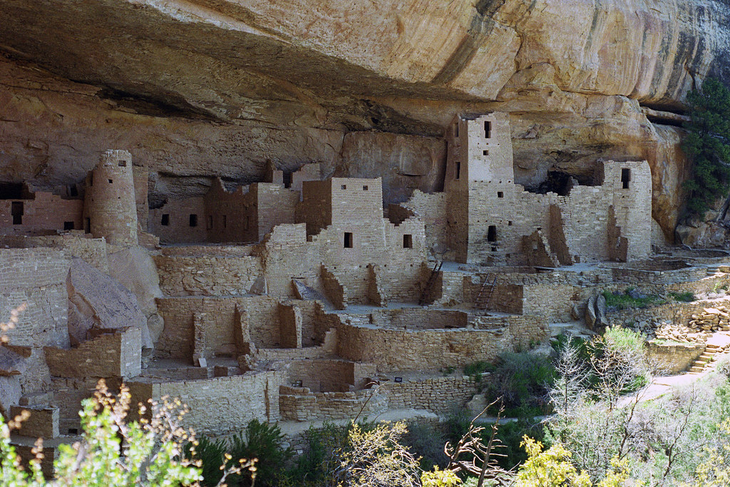 Mesa Verde cliff dwellings (2) Mesa Verde National Park, C… Flickr