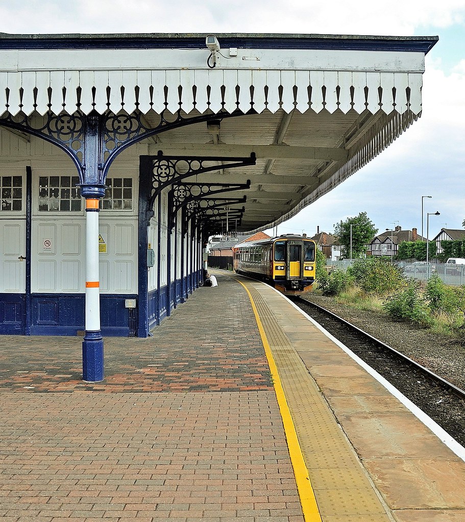 22763 Sleaford railway station, which is one of two statio… Flickr