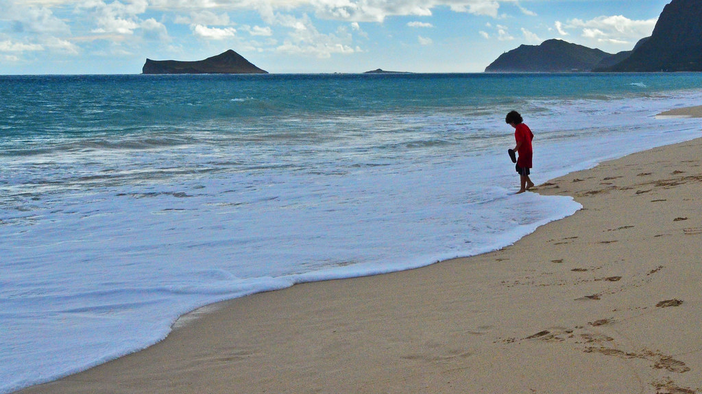 Waimanalo Beach Oahu A quite beach on the windward side of… Flickr