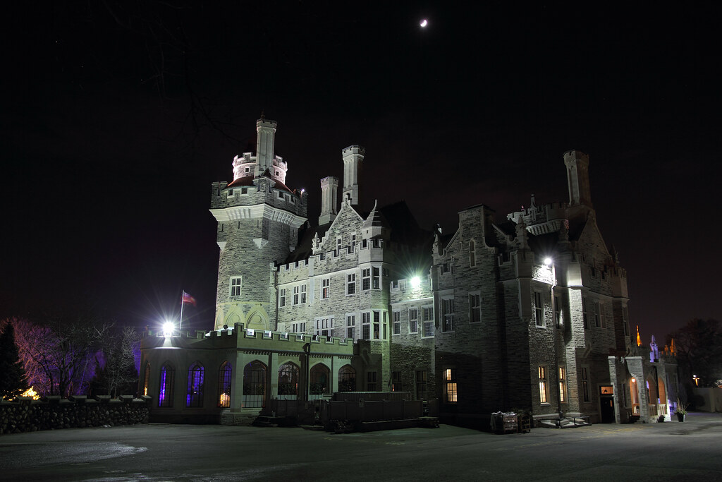 Christmas at Casa Loma 12/26/2014 Andrea Zaratin Flickr