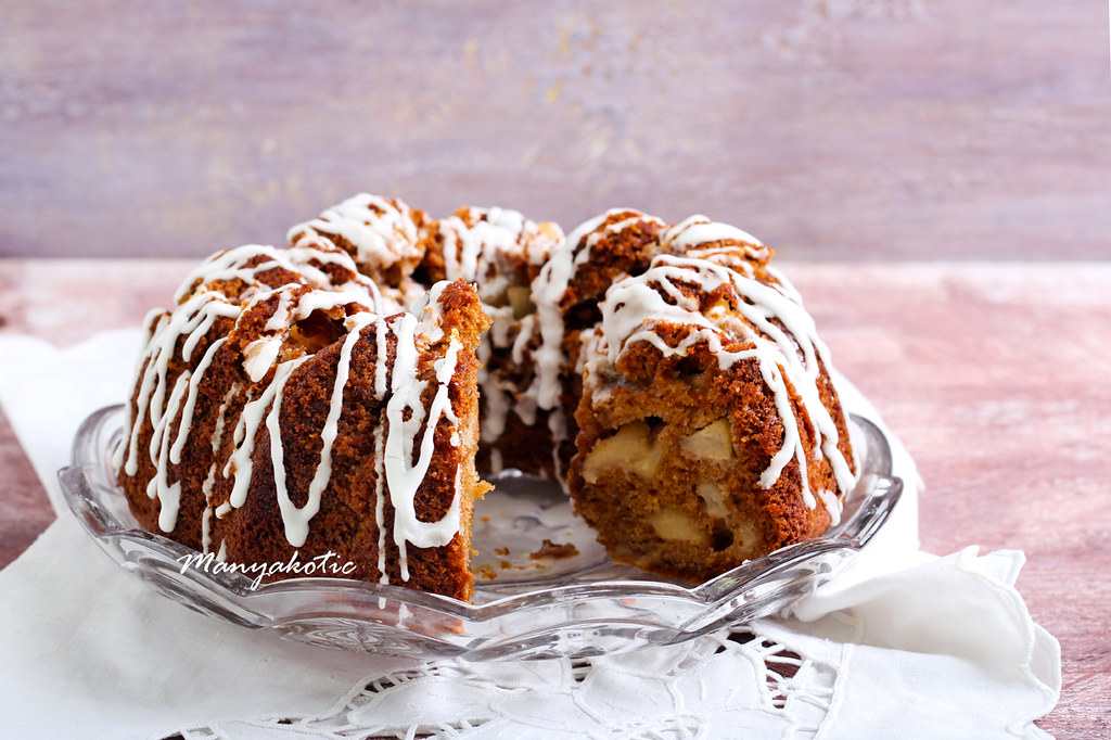 Apple wholemeal and honey bundt cake Apple wholemeal and h… Flickr
