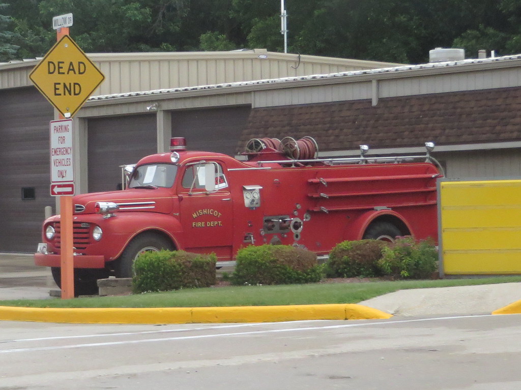 MFD Old Fire Truck Mishicot Fire Department Unknown type o