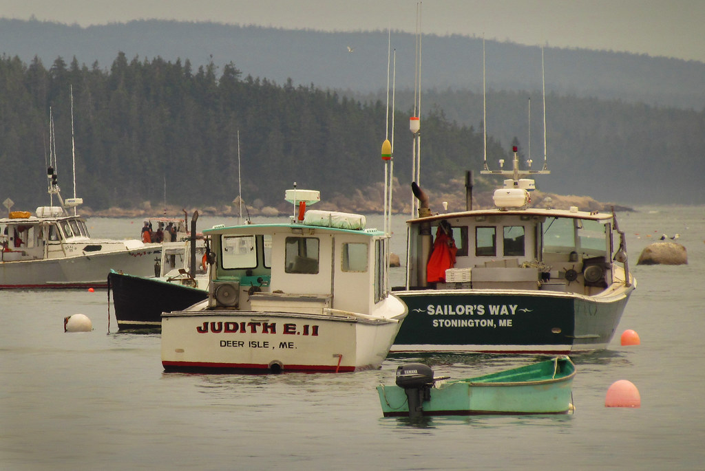 Stonington Maine, harbour boats in the bay bob.ostberg Flickr