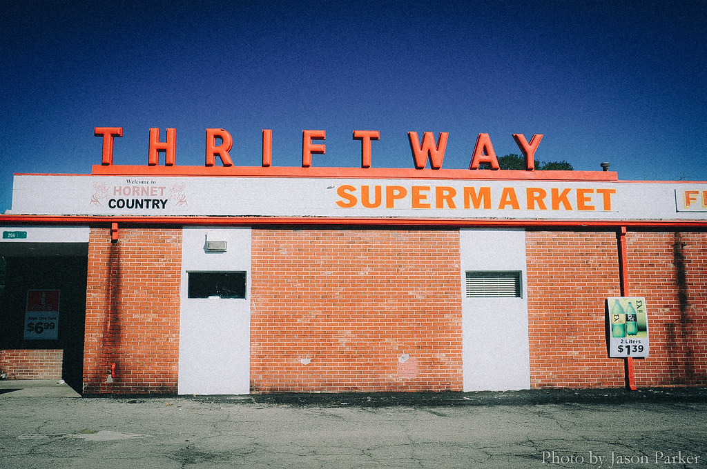 Thriftway Shots of an interesting local grocery store in M… Flickr