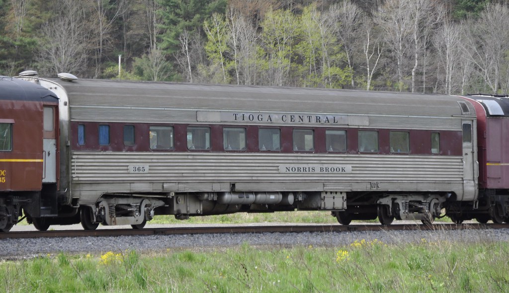 Wellsboro, Pennsylvania (6 of 7) Tioga Central cars parked… Flickr