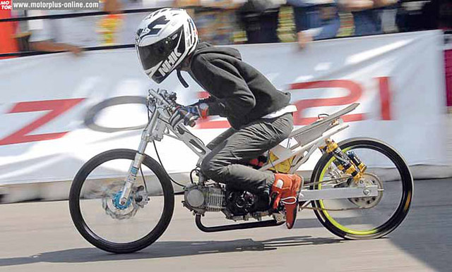 Foto Motor Supra X 125 Drag Lagi Balapan | Kumpulan Foto Mot… | Flickr