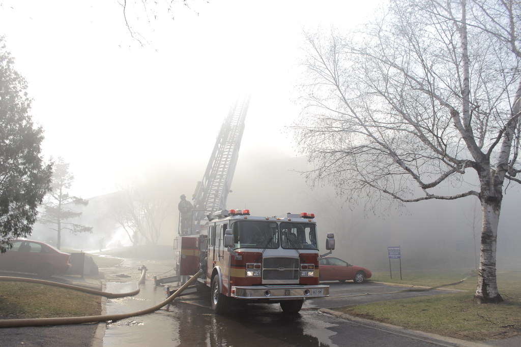 Deerfield Fire 20150418 Ryan R McKenzie Flickr