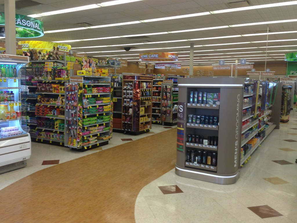 Rite Aid of Standish, MI This store has the latest look in… Flickr
