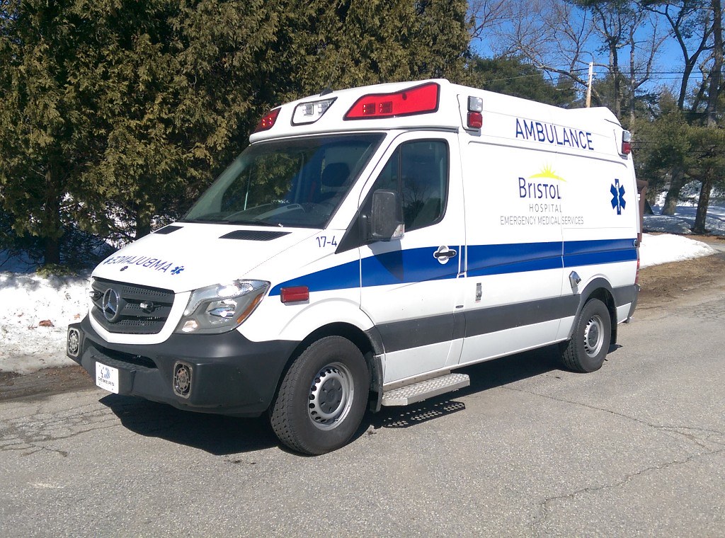 Connecticut ambulance A 2015 MercedesBenz Sprinter 2500 (… Flickr