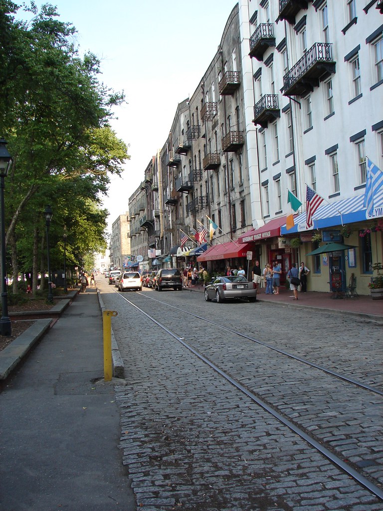 River Street in Savannah, GA, lots of shops Brian Pennington Flickr