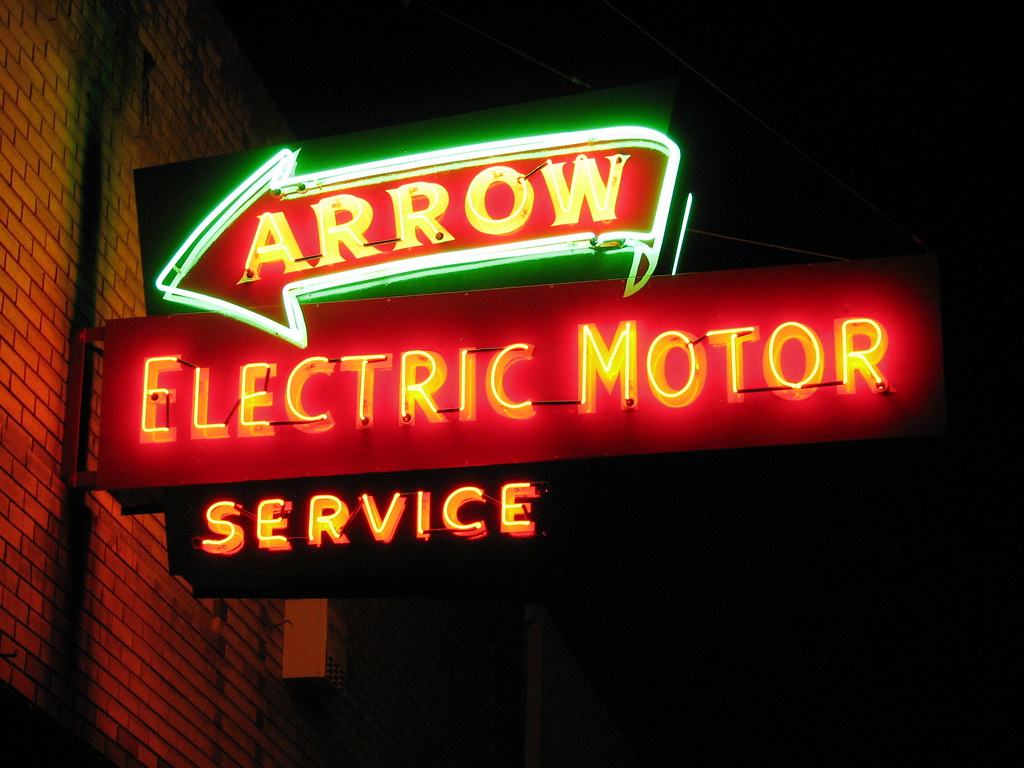 Classic Fresno neon Arrow Electric Motor Shop, on Broadway… Flickr