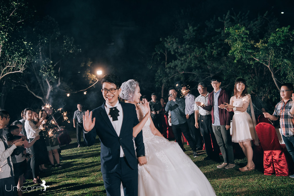 《婚攝》家佑 & 心翎 / 台中大雅幸福莊園 婚攝：Edwin Lin 副攝：阿信 燈光：柏言 新人：家佑 & 心翎… Flickr