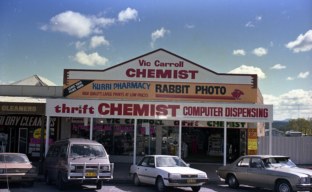 Vic Carroll, Chemist, Lang Street, Kurri Kurri, NSW, Septe… Flickr