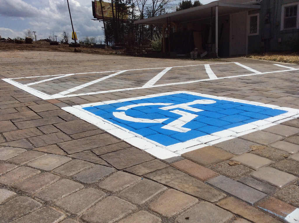 Parking lot Striping Knoxville, TN 8656809225 Parking Lot