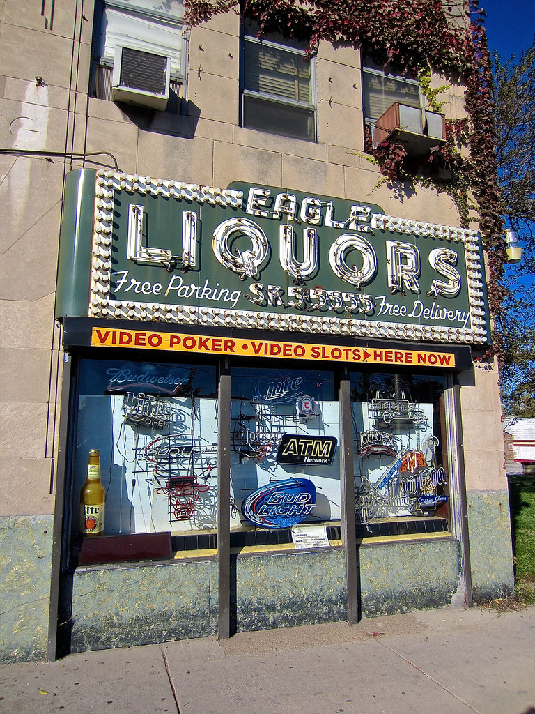 Eagle Liquors, Chicago Heights, IL Eagle Liquors, 1704 Chi… Flickr