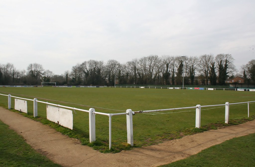 KidFC3 Yarnton Road Ground Home to Kidlington FC, season … Flickr
