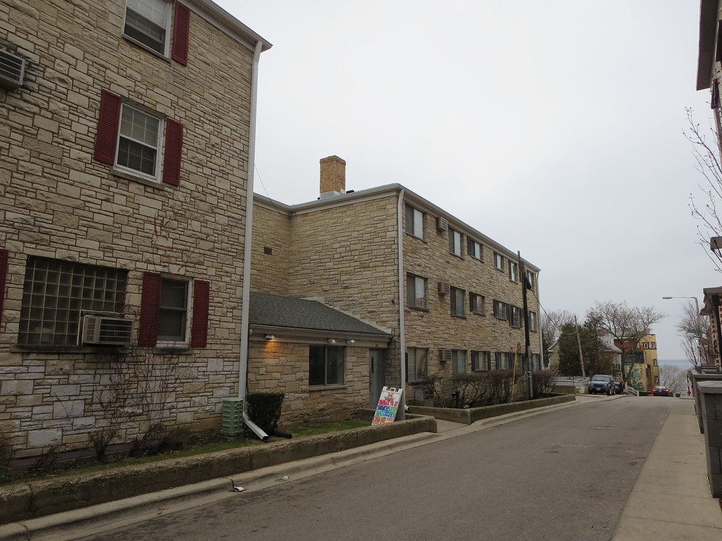 MacTaggart's At MacTaggart's. jumbledpile Flickr