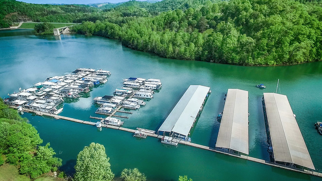 Paintsville Lake Marina5 Paintsville Lake in Johnson Coun… Flickr