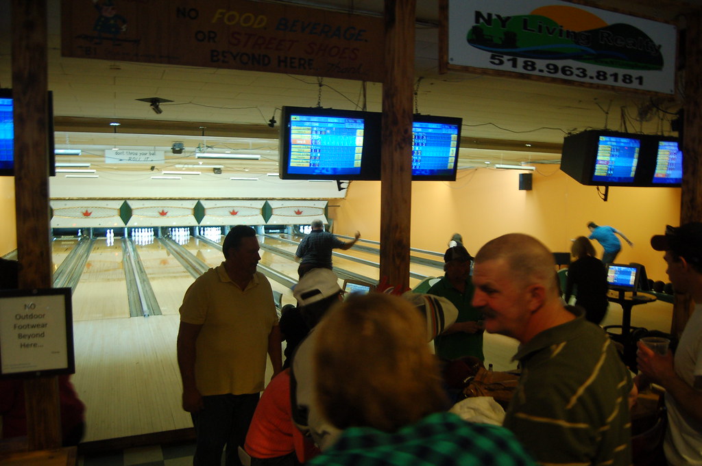 DSC_0025 Willsborough Bowling Center Flickr